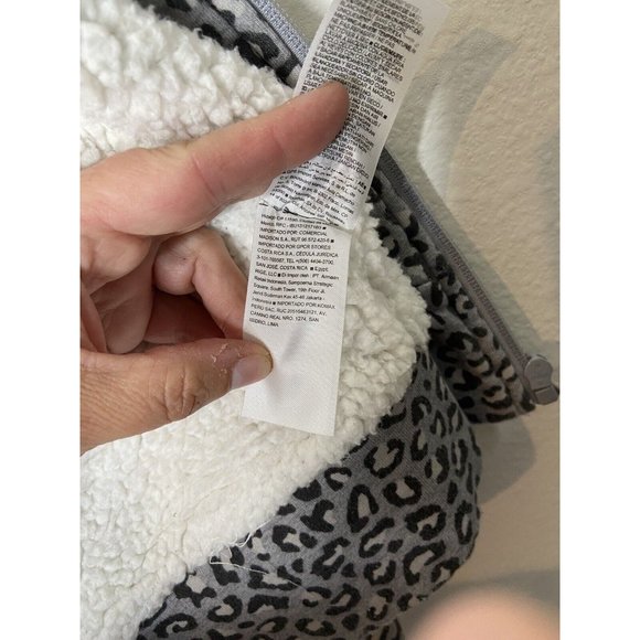 Old Navy Girls XL Long Sleeve Grey Cheetah Hooded Zippered Lined Sweatshirt - Picture 8 of 16